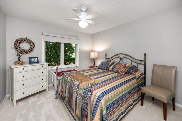 3508 Southern Woods Drive, Des Moines, IA 50321