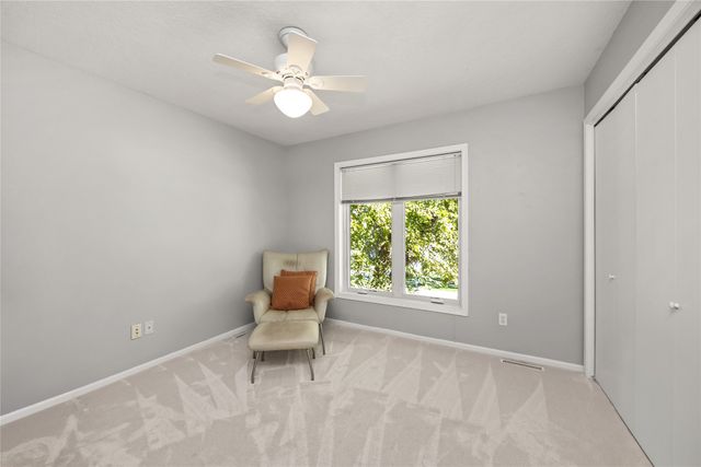 3508 Southern Woods Drive, Des Moines, IA 50321