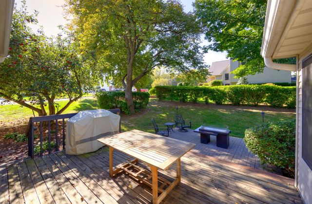 3508 Southern Woods Drive, Des Moines, IA 50321