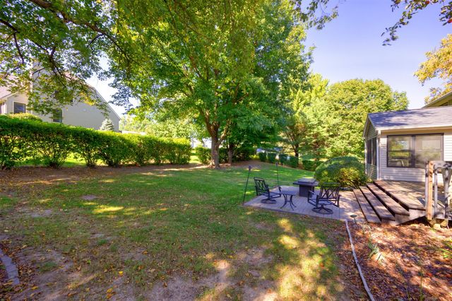 3508 Southern Woods Drive, Des Moines, IA 50321