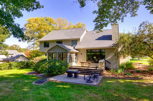 3508 Southern Woods Drive, Des Moines, IA 50321