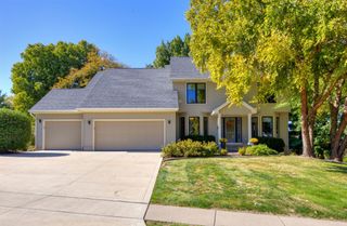 3508 Southern Woods Drive, Des Moines, IA 50321