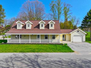 8377 Zosel Street, Onekama, MI 49675