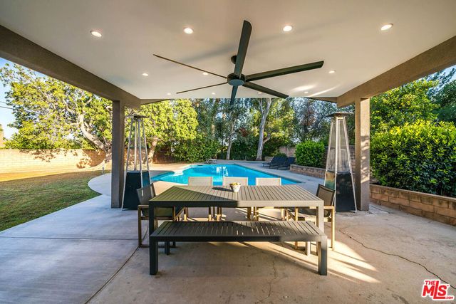 17150 Vintage Street, Northridge, CA 91325