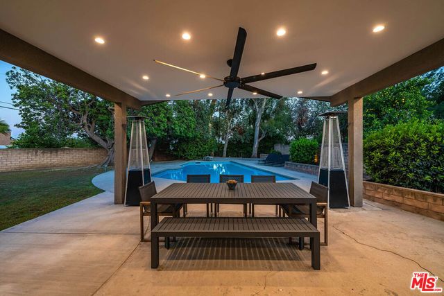 17150 Vintage Street, Northridge, CA 91325