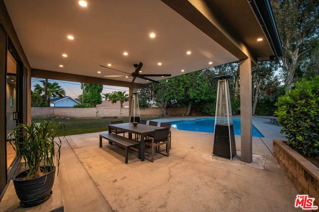 17150 Vintage Street, Northridge, CA 91325