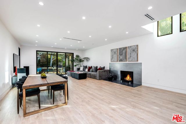 17150 Vintage Street, Northridge, CA 91325