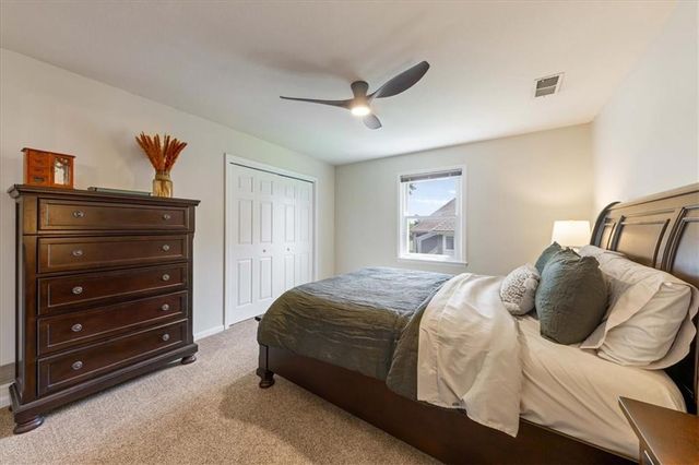 6728 N Quincy Circle, Kansas City, MO 64119