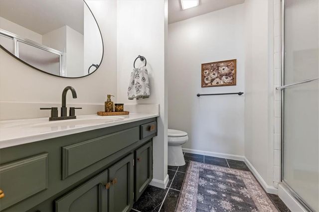 6728 N Quincy Circle, Kansas City, MO 64119