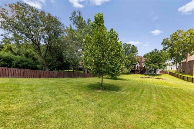 6728 N Quincy Circle, Kansas City, MO 64119