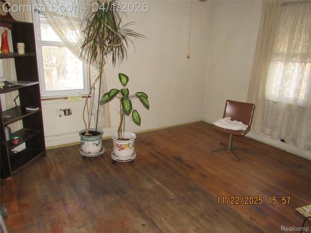 4803 McClellan Street, Detroit, MI 48214