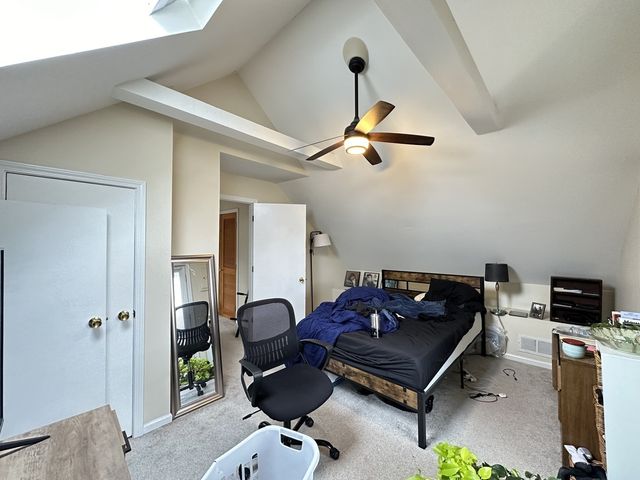 1738 W NELSON Street 2, Chicago, IL 60657