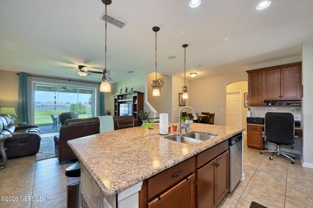 3476 OGLEBAY Drive, Green Cove Springs, FL 32043