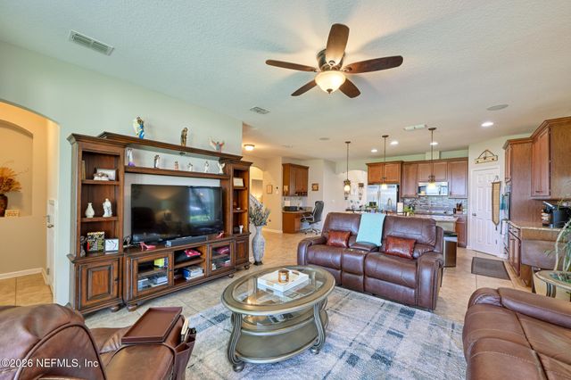 3476 OGLEBAY Drive, Green Cove Springs, FL 32043