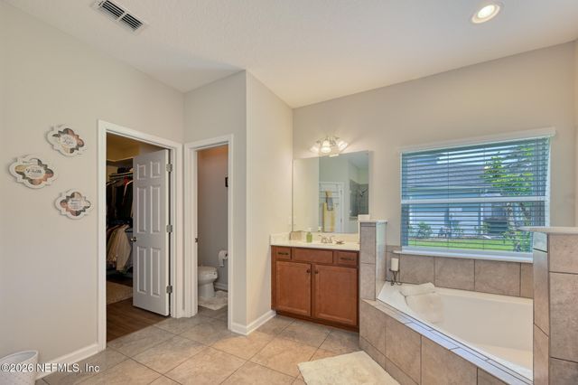 3476 OGLEBAY Drive, Green Cove Springs, FL 32043