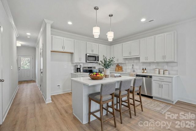 2916 Dogwood Avenue, Charlotte, NC 28206