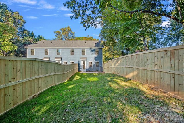 2916 Dogwood Avenue, Charlotte, NC 28206