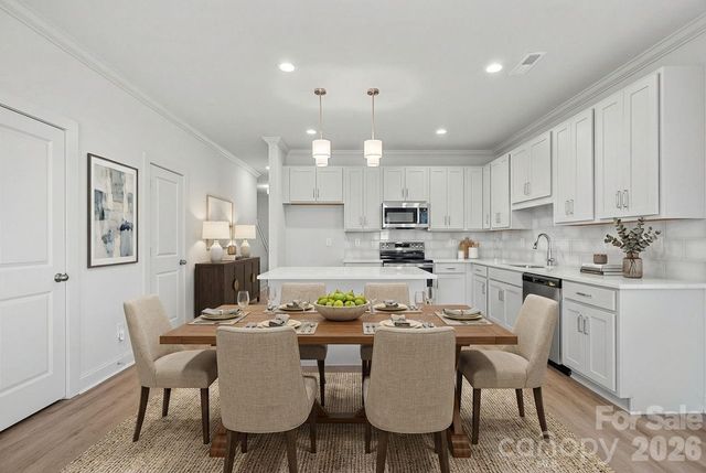 2916 Dogwood Avenue, Charlotte, NC 28206