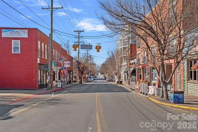 2916 Dogwood Avenue, Charlotte, NC 28206