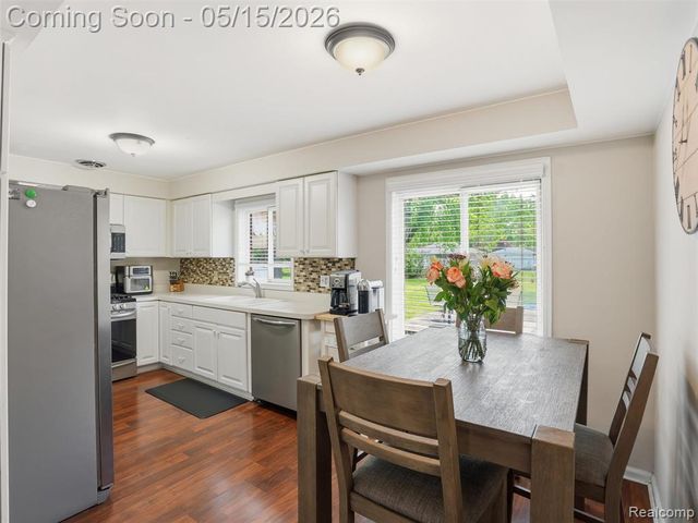 4574 Fella Street, Shelby Twp, MI 48316
