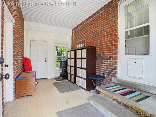 4574 Fella Street, Shelby Twp, MI 48316