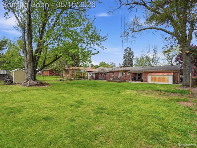 4574 Fella Street, Shelby Twp, MI 48316