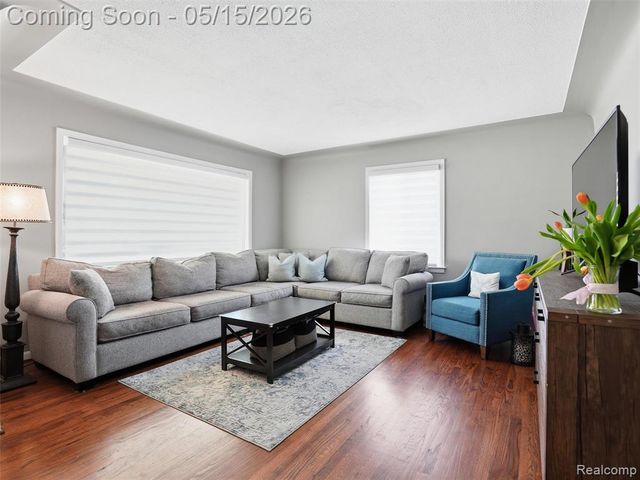 4574 Fella Street, Shelby Twp, MI 48316