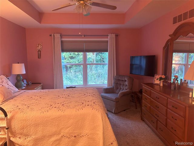 25843 Ashby Drive, Harrison Charter Township, MI 48045