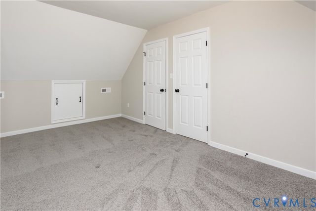 19311 Temple Ave, Colonial Heights, VA 23834