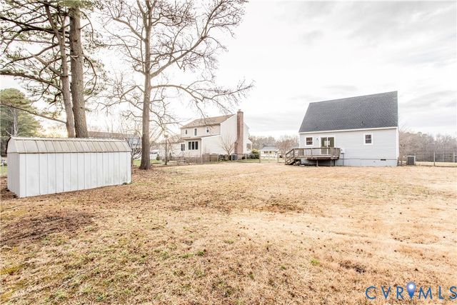 19311 Temple Ave, Colonial Heights, VA 23834