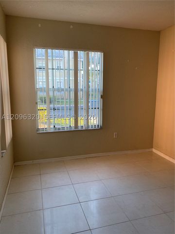 307 Belmont Ln, North Lauderdale, FL 33068