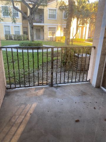 307 Belmont Ln, North Lauderdale, FL 33068