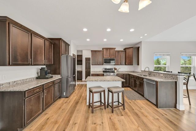 N44W22870 Bridge STREET, Pewaukee, WI 53072