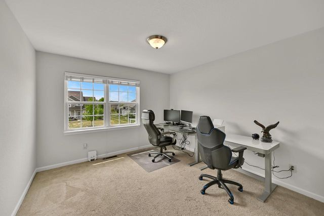 N44W22870 Bridge STREET, Pewaukee, WI 53072