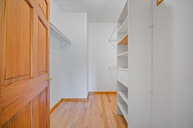 216 Old Wolf Hill Rd, Bethpage, TN 37022