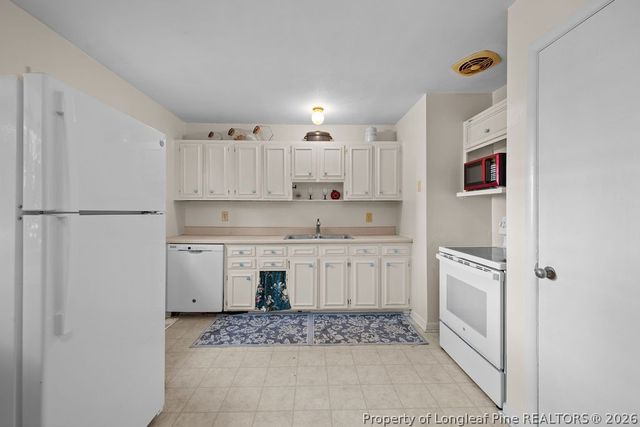 5014 Ashton Road, Fayetteville, NC 28304
