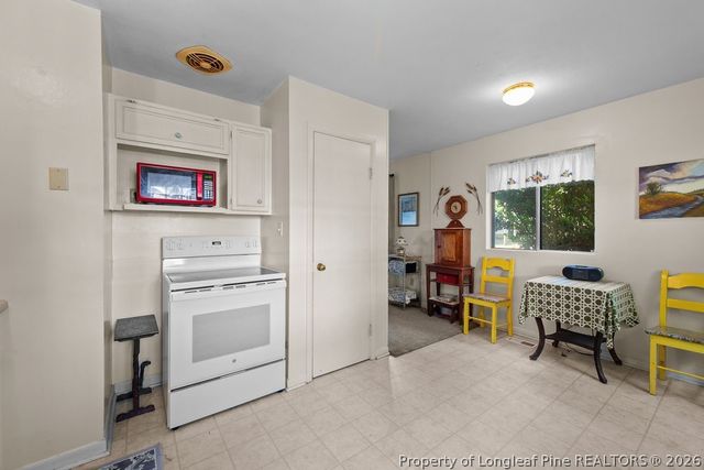 5014 Ashton Road, Fayetteville, NC 28304