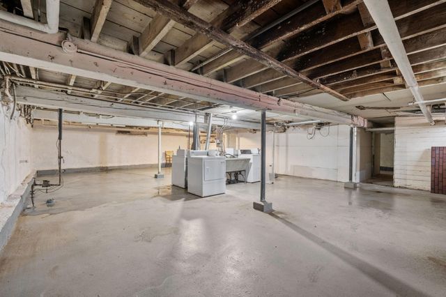 2500 16th Avenue S, Minneapolis, MN 55404