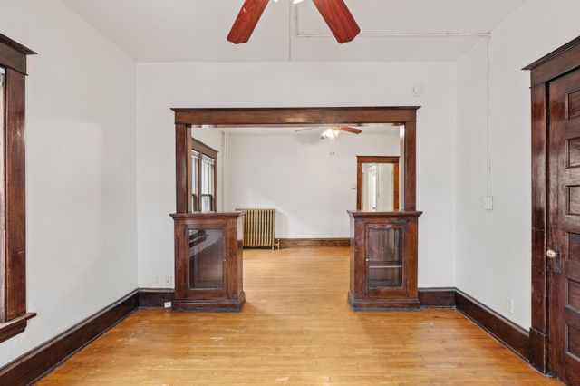 2500 16th Avenue S, Minneapolis, MN 55404