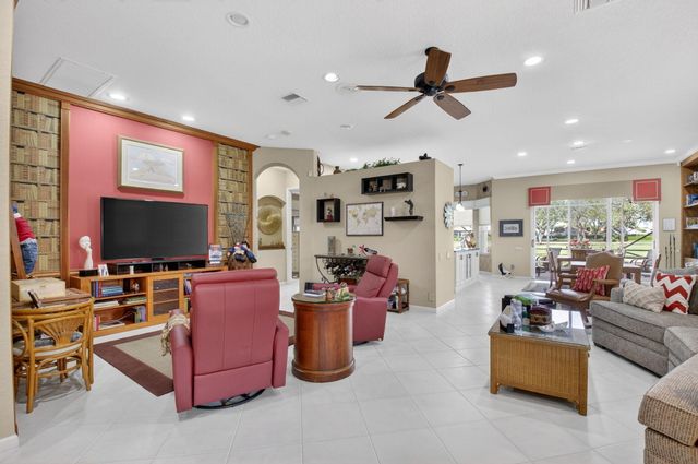 7325 Haviland Circle, Boynton Beach, FL 33437