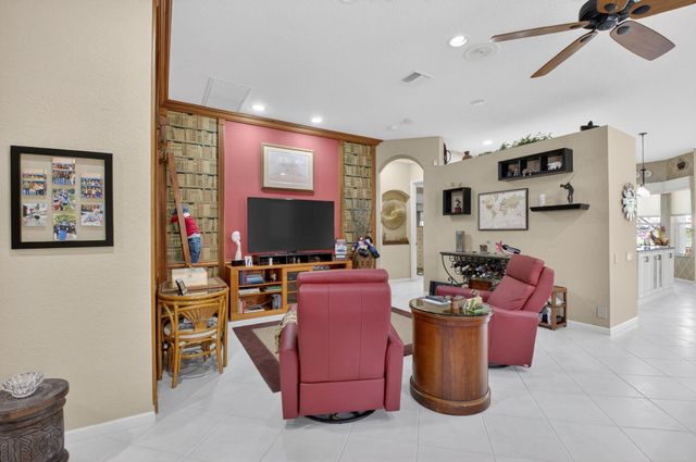 7325 Haviland Circle, Boynton Beach, FL 33437