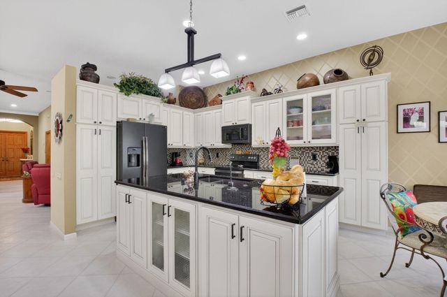 7325 Haviland Circle, Boynton Beach, FL 33437