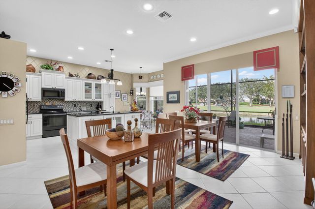 7325 Haviland Circle, Boynton Beach, FL 33437