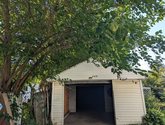 3317 Maple Street, Toledo, OH 43608