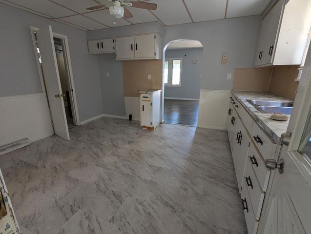3317 Maple Street, Toledo, OH 43608