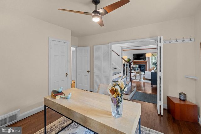 6715 QUEENS CHAPEL RD, University Park, MD 20782