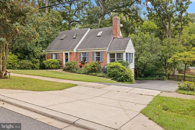 6715 QUEENS CHAPEL RD, University Park, MD 20782