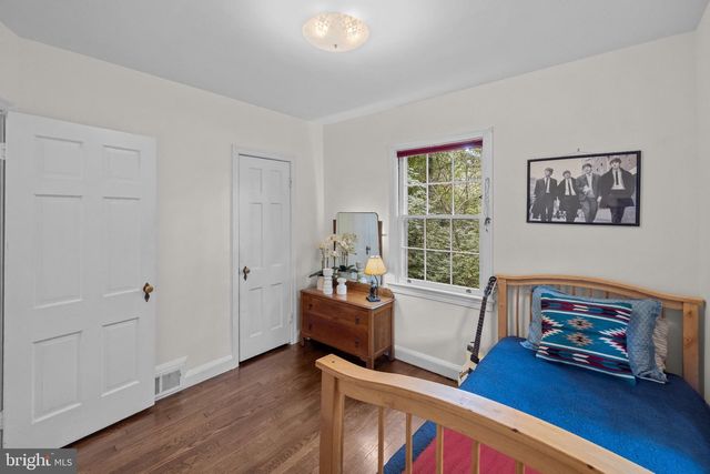 6715 QUEENS CHAPEL RD, University Park, MD 20782