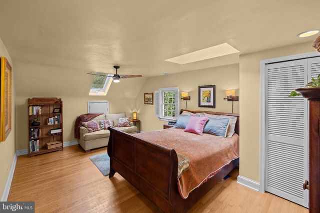 6715 QUEENS CHAPEL RD, University Park, MD 20782