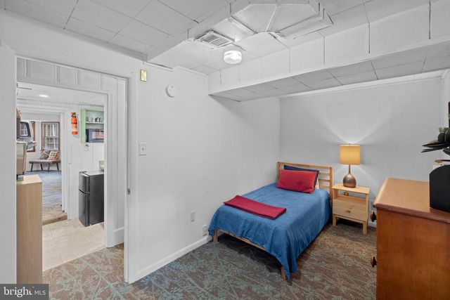 6715 QUEENS CHAPEL RD, University Park, MD 20782